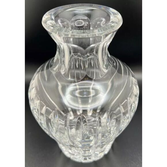 WATERFORD MARQUIS SHERIDAN 6
INCH CUT CRYSTAL VASE - Picture 3 of 4